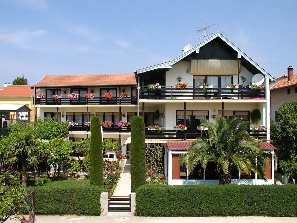 فوديس Rooms Vila Mautner المظهر الخارجي الصورة
